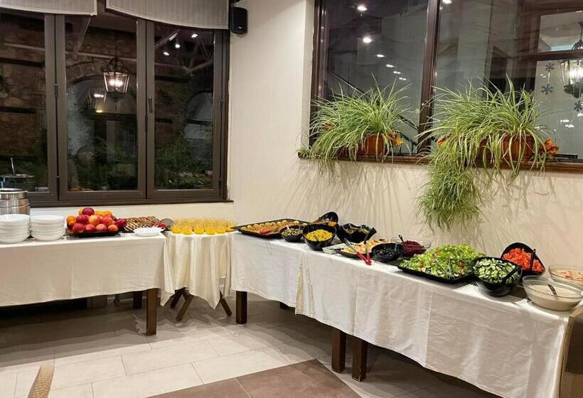 غرفة قياسية, Zara