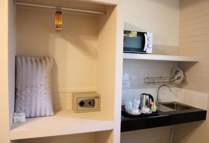 デラックスバンガロー, My Home Lantawadee Resort