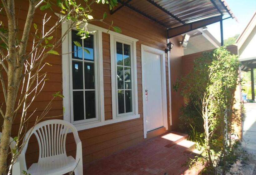 スタンダードルーム, My Home Lantawadee Resort