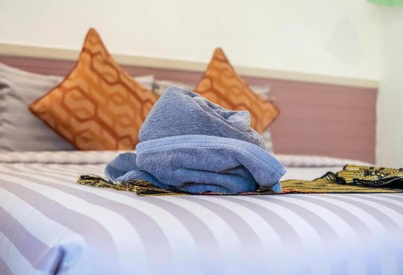 スタンダードルーム, My Home Lantawadee Resort