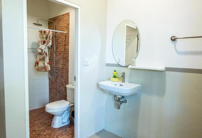 スタンダードルーム, My Home Lantawadee Resort