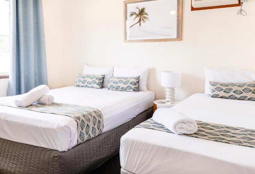 Апартаменты 2 Спальни, Palm View Holiday Apartments