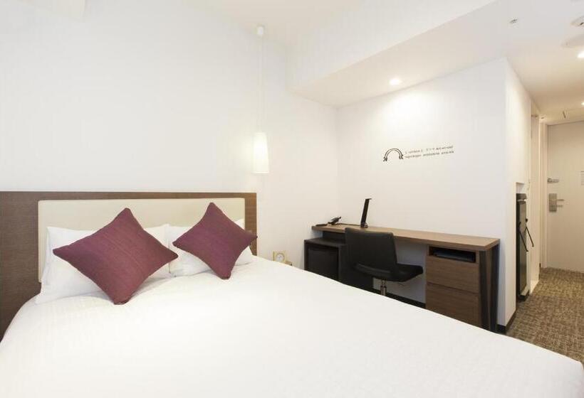 베이직 룸 더블 침대, Tokyu Stay Shinjuku