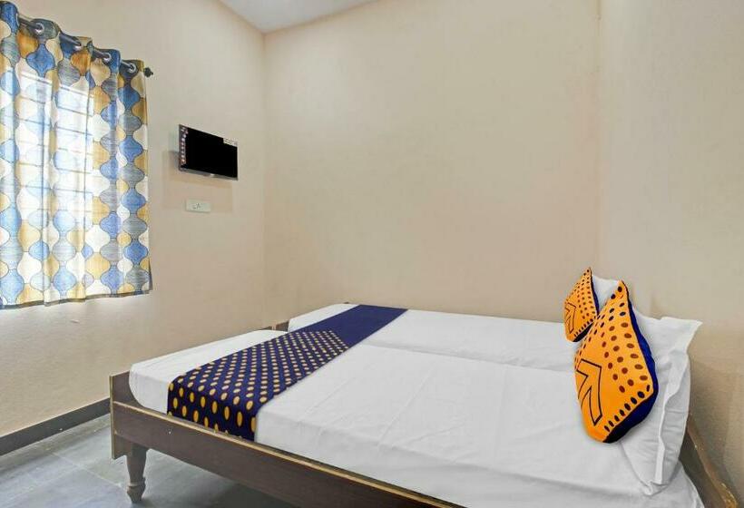 三人经典房间, Spot On 811891 Shepherds Boarding And Lodging