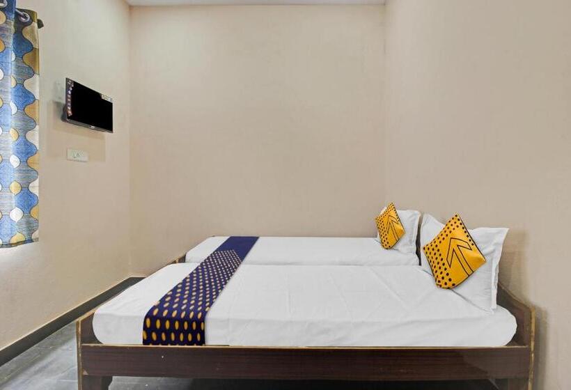 三人经典房间, Spot On 811891 Shepherds Boarding And Lodging