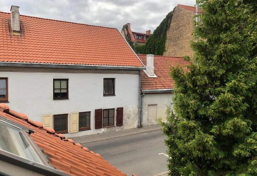 اتاق استاندارد, Bed&blues