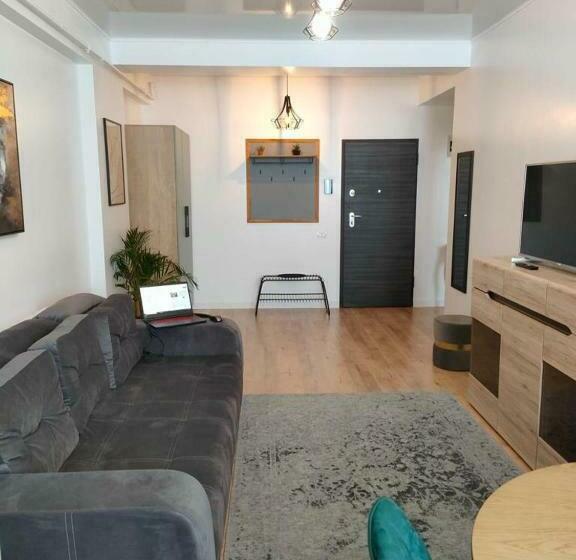 آپارتمان 1 خوابه با بالکن, Apartamente By R S 3