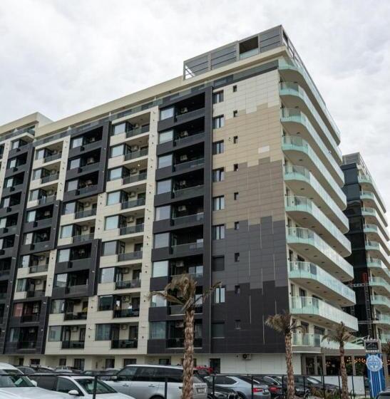 آپارتمان 1 خوابه با بالکن, Apartamente By R S 3