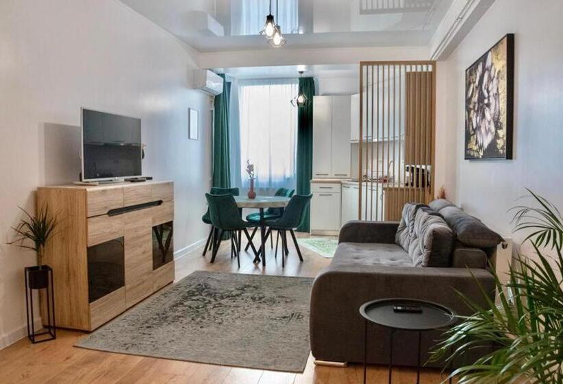 آپارتمان 1 خوابه با بالکن, Apartamente By R S 3