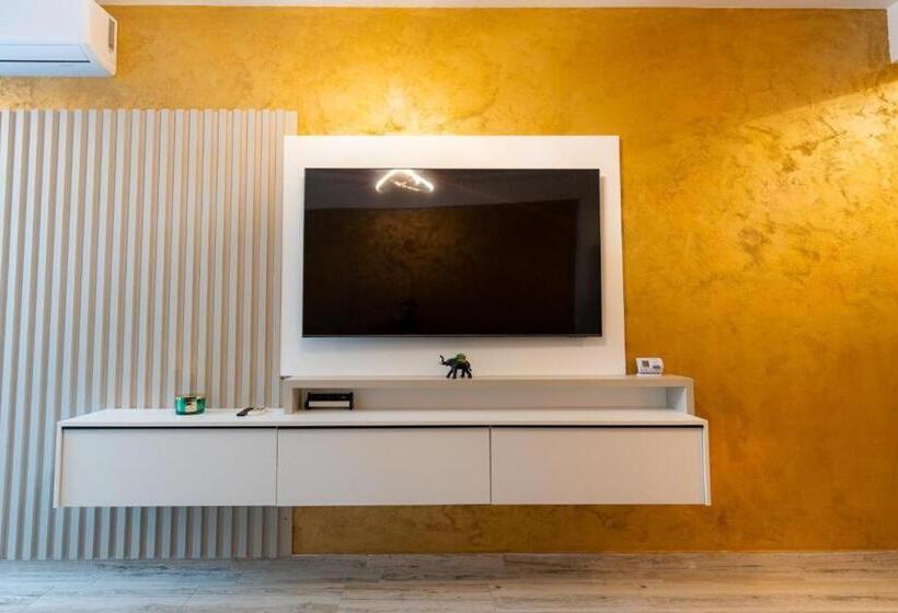 آپارتمان لوکس 1 خوابه, Apartamente By R S 3