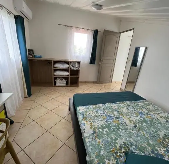 اتاق استاندارد با چشم‌انداز باغ, La Villa Exotik