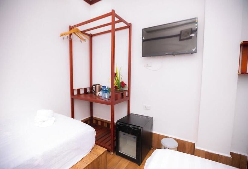 디럭스 트리플 룸, Vientiane Ruby Riverside