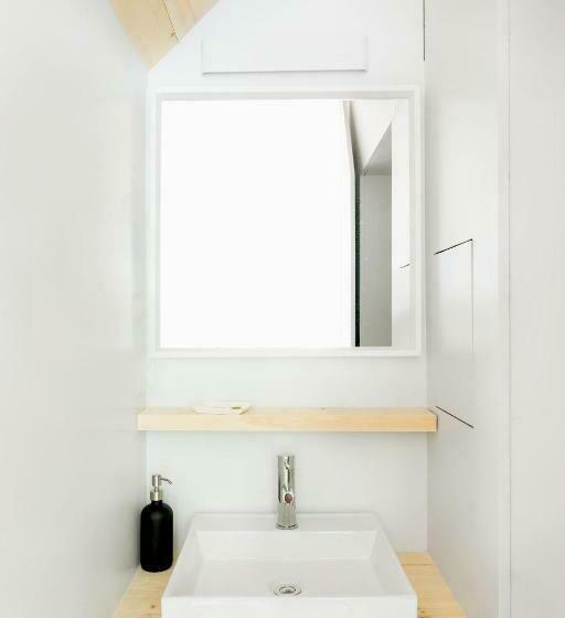 חדר דלוקס יחיד, Gather Greene