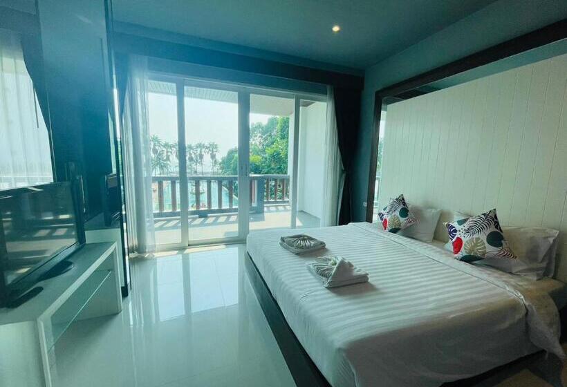 オーシャンビューデラックススイート, The Sand Beach Pattaya