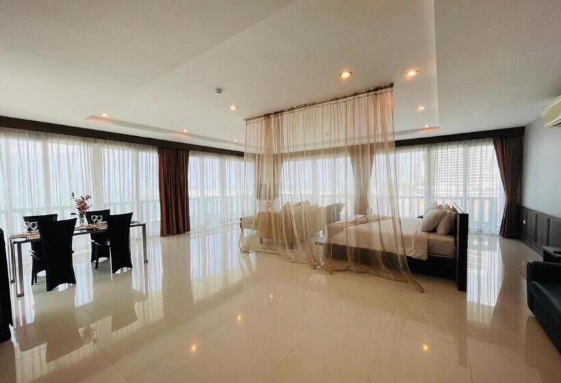 エクゼクティブスイート, The Sand Beach Pattaya