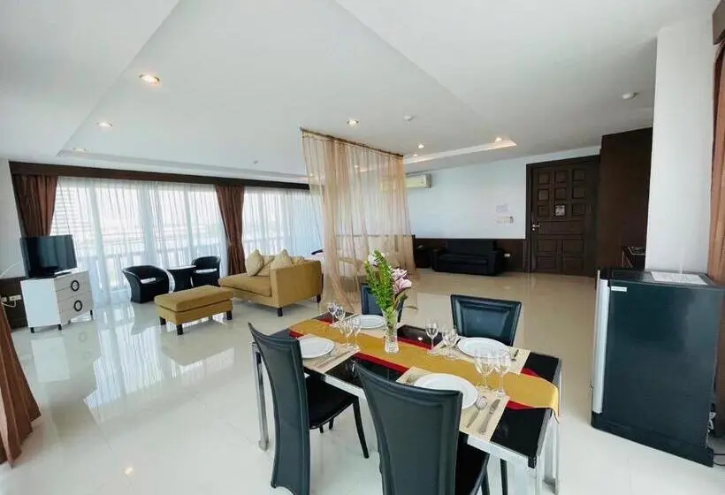 エクゼクティブスイート, The Sand Beach Pattaya