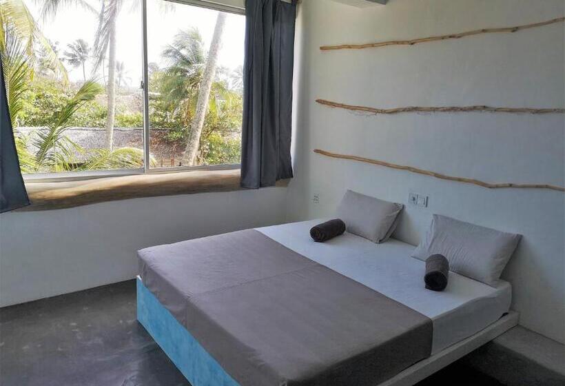 جناح دوبلكس, Nava B&b