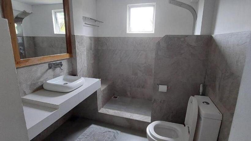 آپارتمان 1 خوابه, Nava B&b