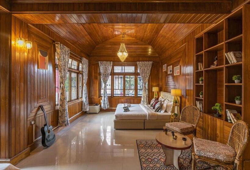 디럭스 스위트, Zostel Shillong