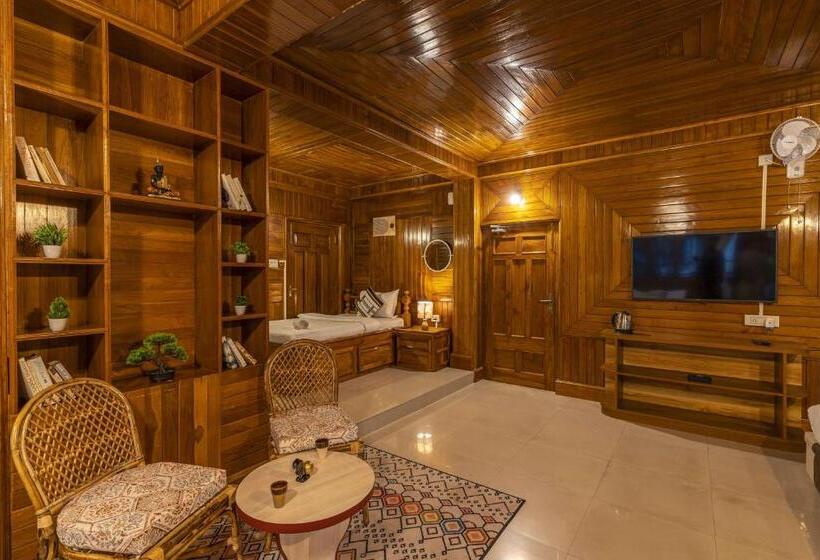 디럭스 스위트, Zostel Shillong