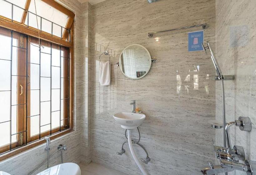 디럭스 룸, Zostel Shillong