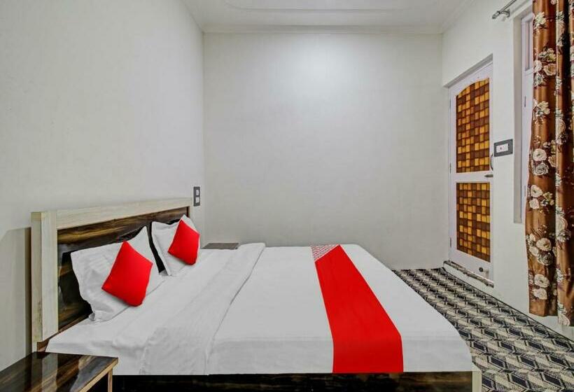 Номер Стандарт, Oyo Flagship 81121  Farhad