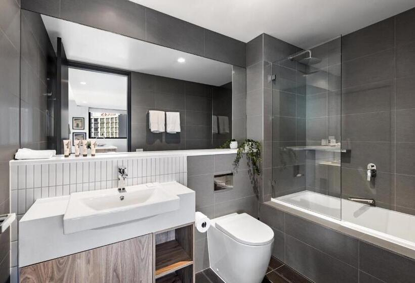 Апартаменты 2 Спальни, Quest Geelong Central