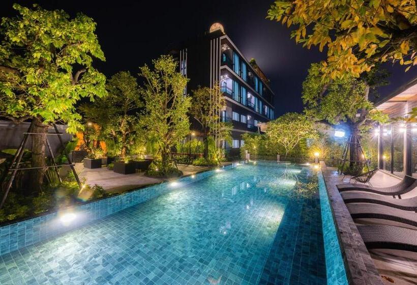 Люкс, The View Chiang Dao