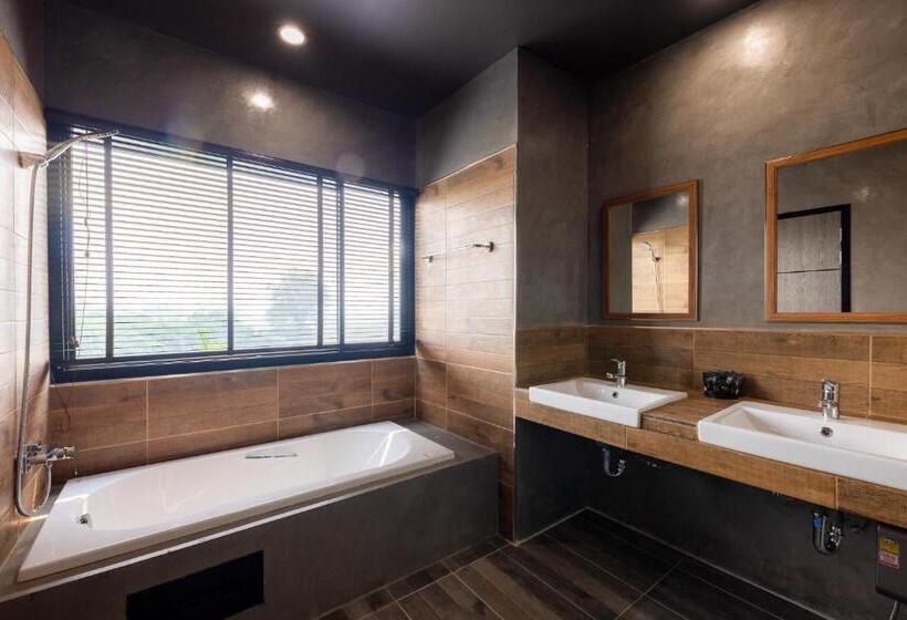 Семейный Номер, The View Chiang Dao