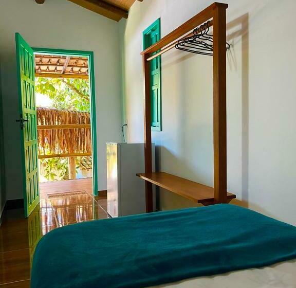 اتاق استاندارد سه نفره, Pousada Crocodilo Caraíva