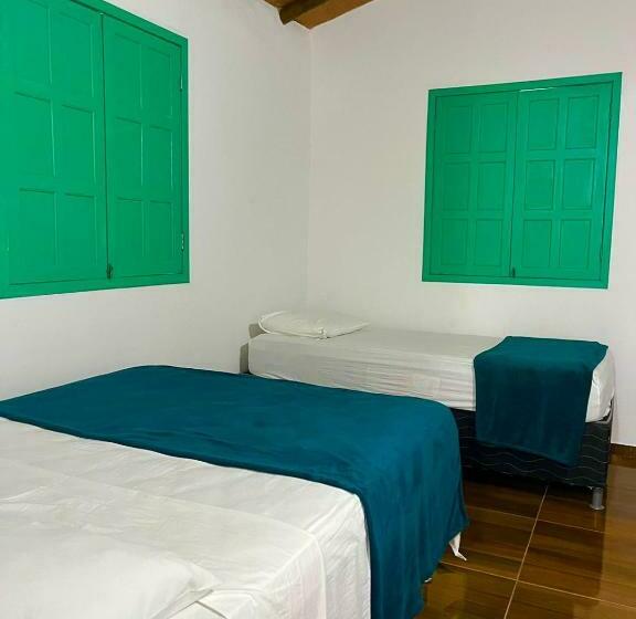 اتاق استاندارد سه نفره, Pousada Crocodilo Caraíva