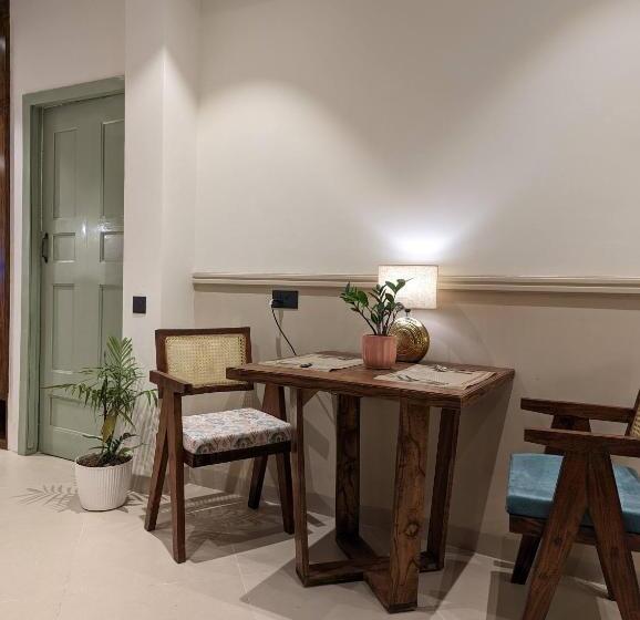 اتاق سوپریور با تخت بزرگ, Cape House