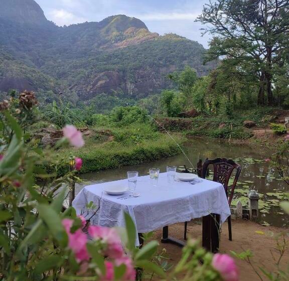 豪华家庭房间, Eco Lodge Meemure & Adventure Park