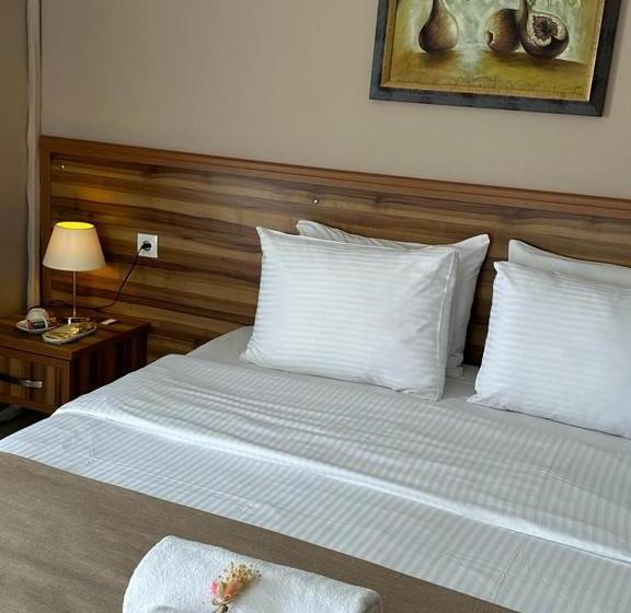 غرفة قياسية, Park Otel