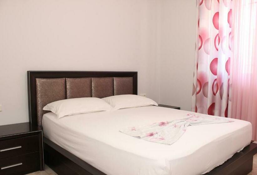 آپارتمان لوکس 1 خوابه, Leva S Apartments