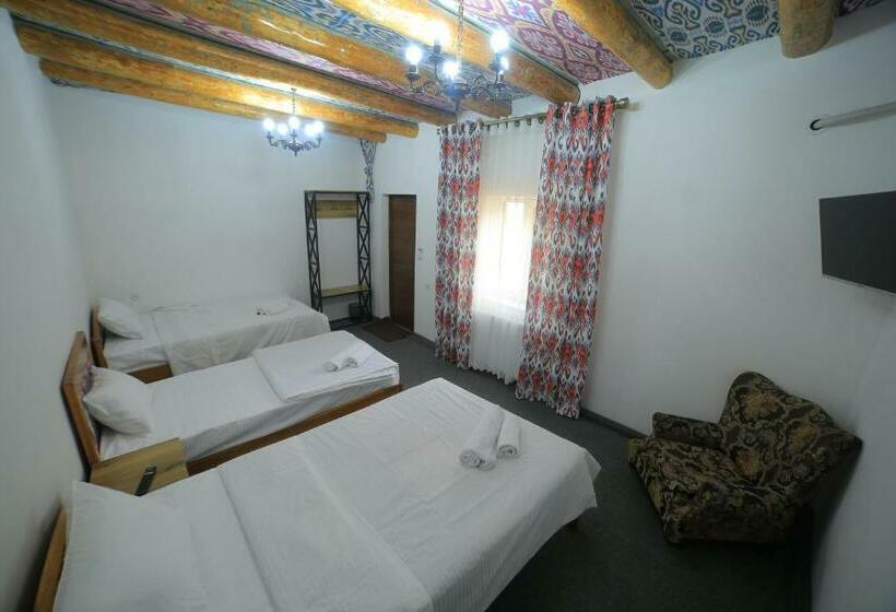 غرفة قياسية ثلاثية, Dolon B&b