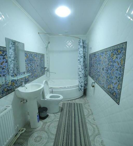 غرفة قياسية ثلاثية, Dolon B&b