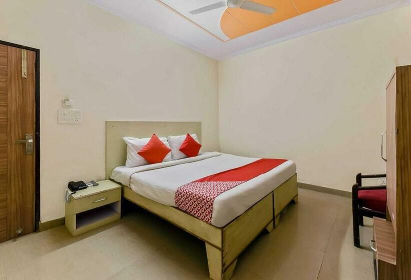 Трехместный Номер Классика, Oyo 81032 Sagar Hotal