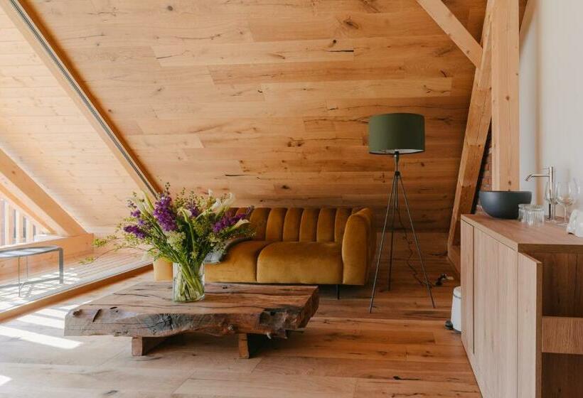 سوییت سوپریور, Pira