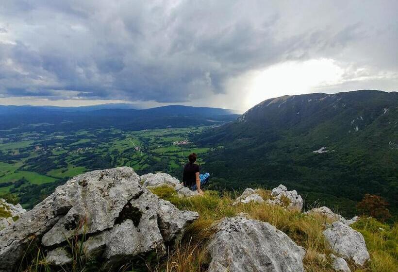 آپارتمان لوکس 1 خوابه, Pira