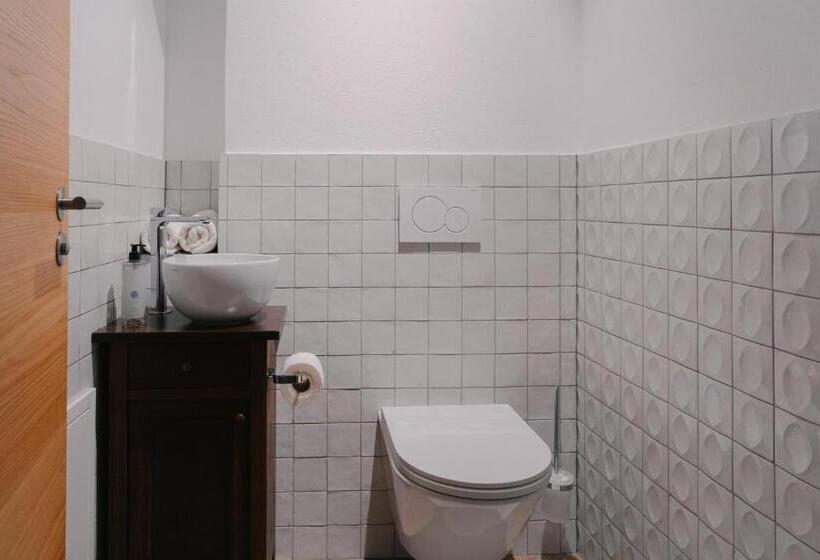 آپارتمان لوکس 1 خوابه, Pira