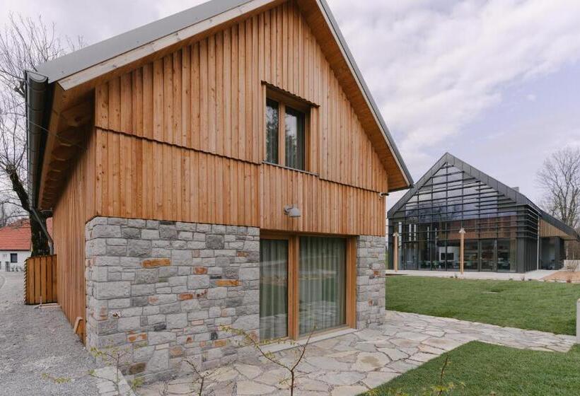 ویلای سوپریور 1 خوابه, Pira