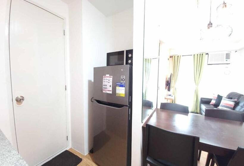 آپارتمان 1 خوابه, My Arezzo 1 Br Condo