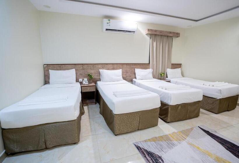 Четырехместный Номер Стандарт, شقق سما سول المخدومة