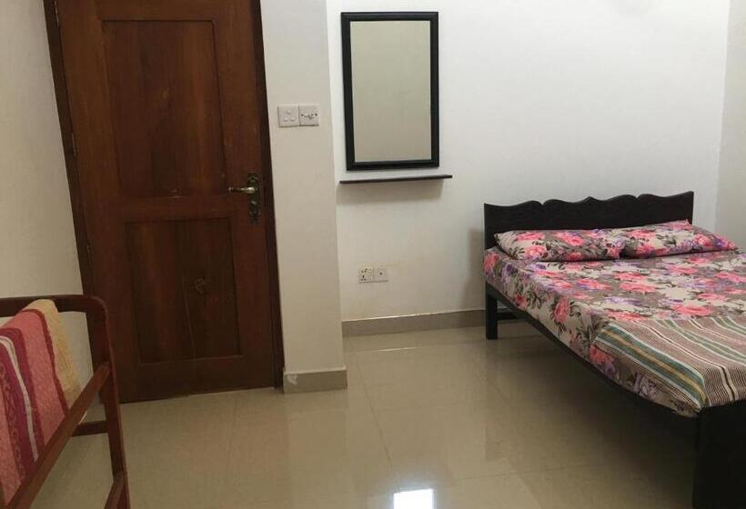 スタンダードルーム, Sebastian Family Villa