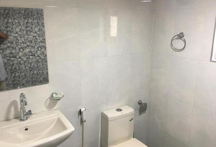 エコノミールーム, Sebastian Family Villa