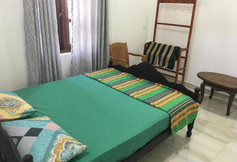 エコノミールーム, Sebastian Family Villa