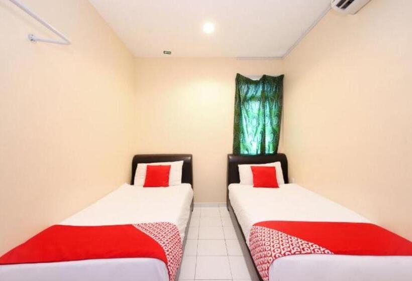 디럭스 룸, Iskandar Perak