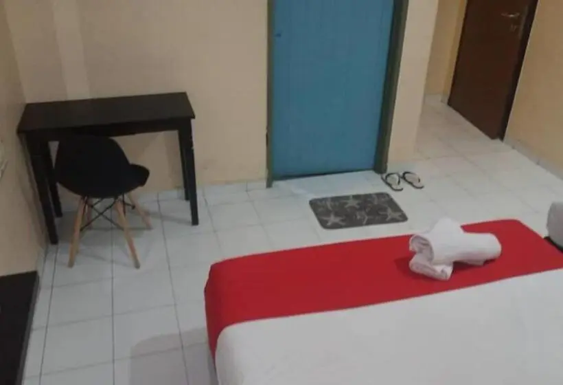 Pokój Deluxe Trzyosobowy, Iskandar Perak