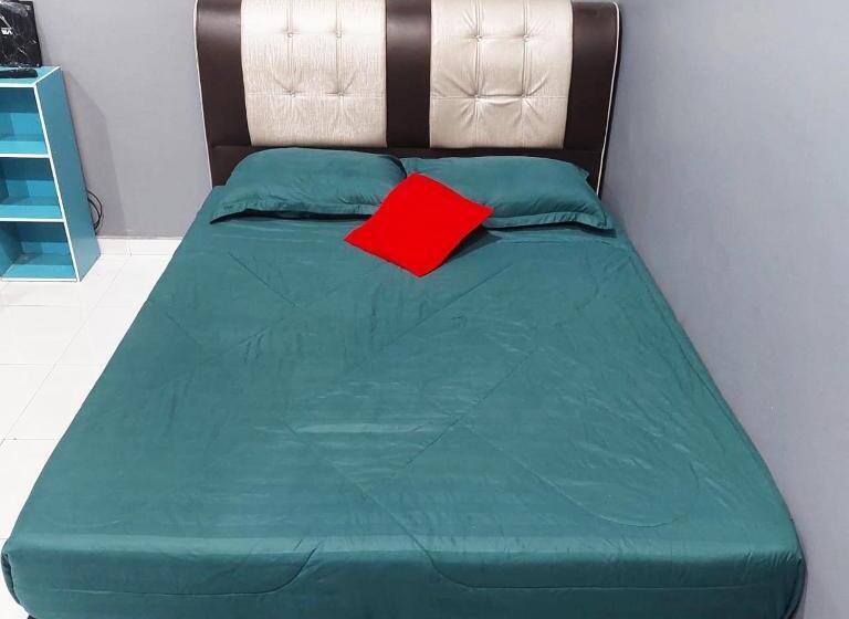 패밀리 스위트, Iskandar Perak